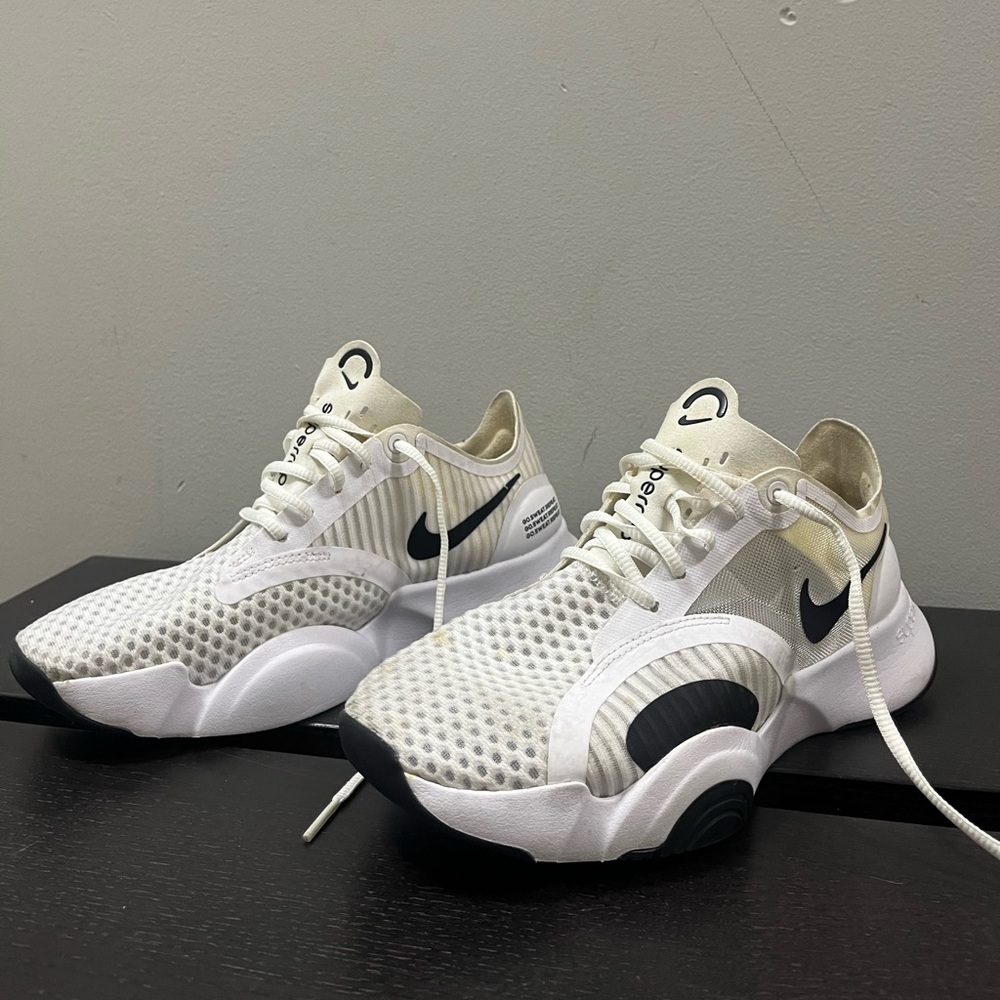 Nike React Vision white and black trainers #sneakers 7 38eur